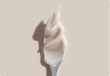 Beruhigt und unterstützt Hautkomfort (Panthenol, Bisabolol, Allantoin).