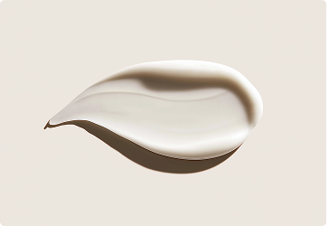 Zieht schnell ein, hinterlässt keinen klebrigen Film und eignet sich unter Make-up (Coco-Caprylate/Caprate, Coco-Glycerides, Pullulan, leichte Creme-Formulierung).