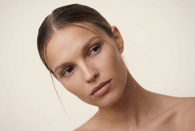 Zieht schnell ein, hinterlässt keinen klebrigen Film.